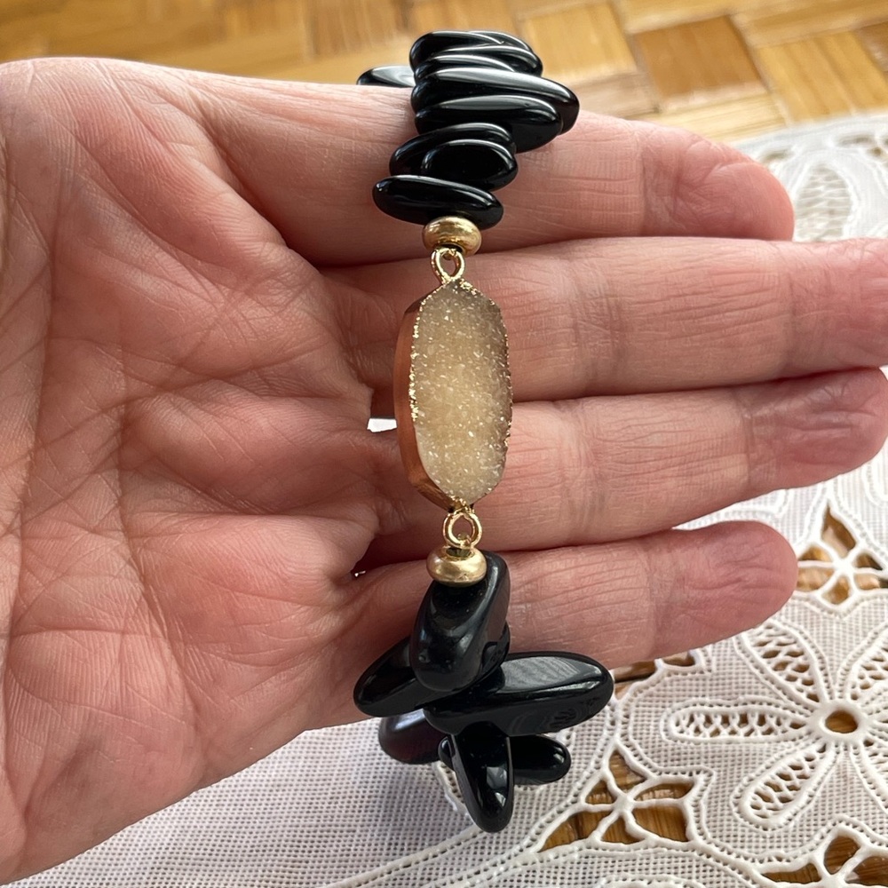 Plunder black glass or stone druzy bracelet